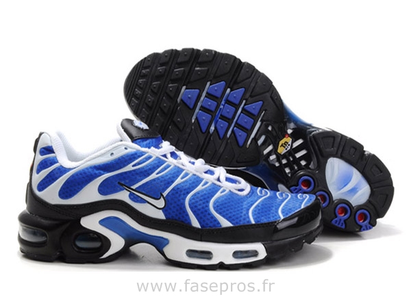 chaussure nike requin tn pas cher