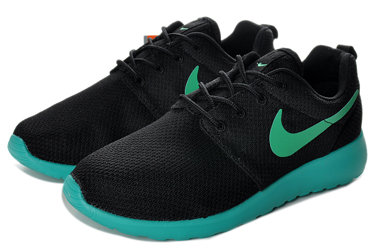 roshe run pas cher noir